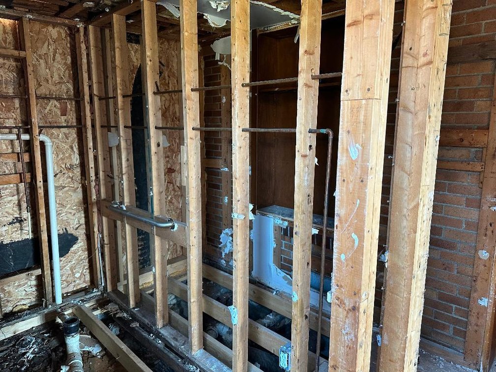 Image for Live Onsite Real Estate Auction with Online Bidding