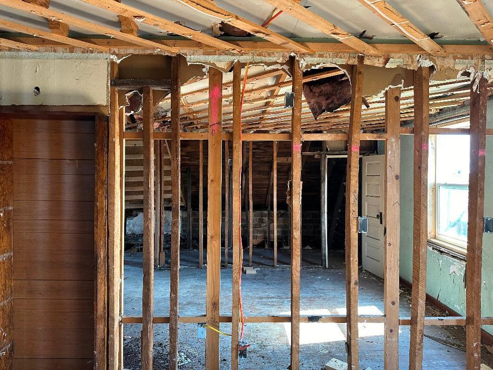 Image for Live Onsite Real Estate Auction with Online Bidding