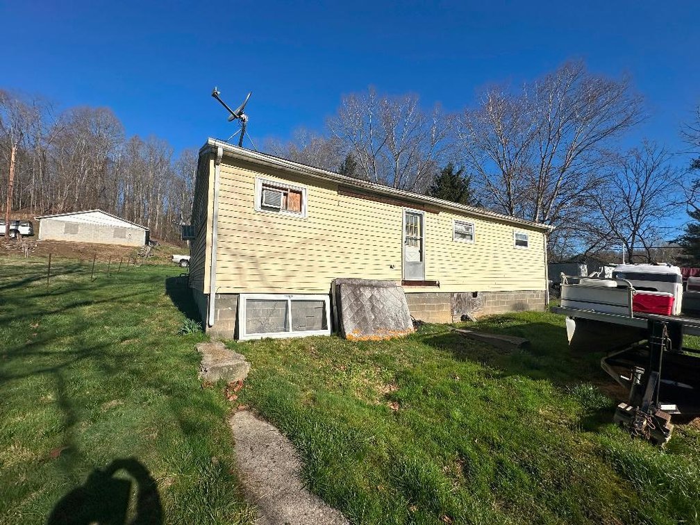 Image for Live Onsite Real Estate Auction with Online Bidding