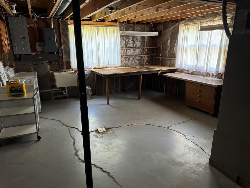 Image for Live Onsite Real Estate Auction with Online Bidding