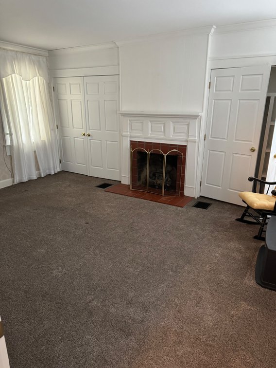 Image for Live Onsite Real Estate Auction with Online Bidding