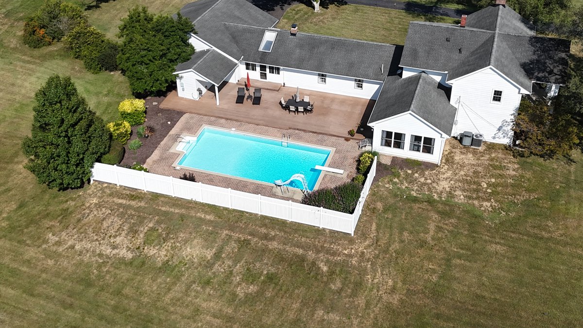Image for Live Onsite Real Estate Auction with Online Bidding