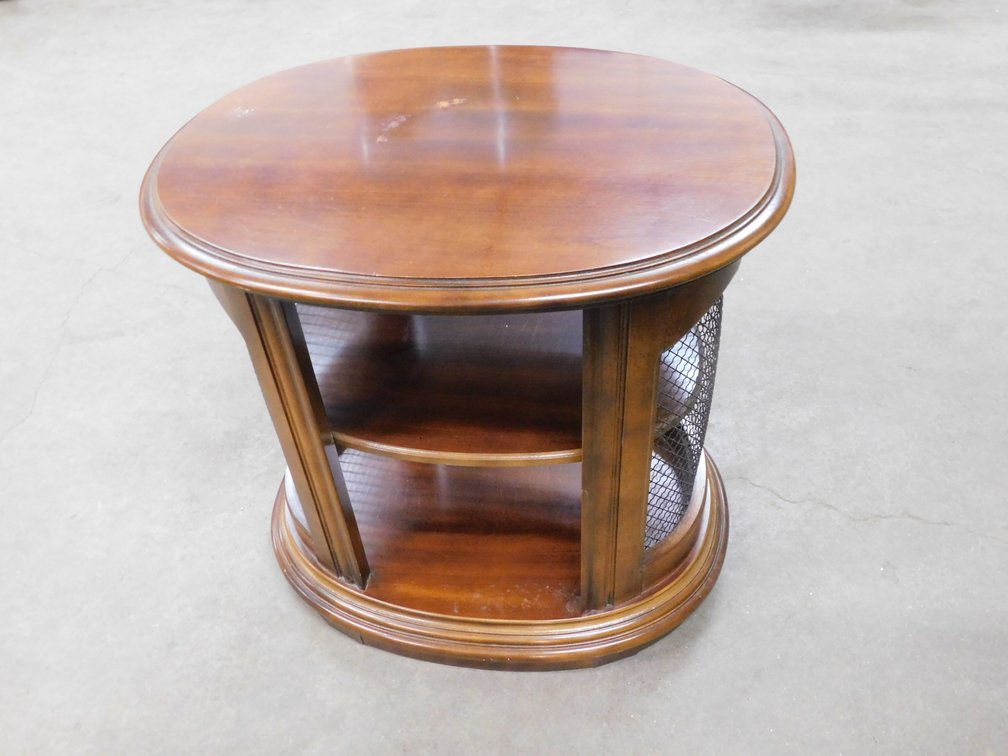 End Table 24" x 18" x 23" T