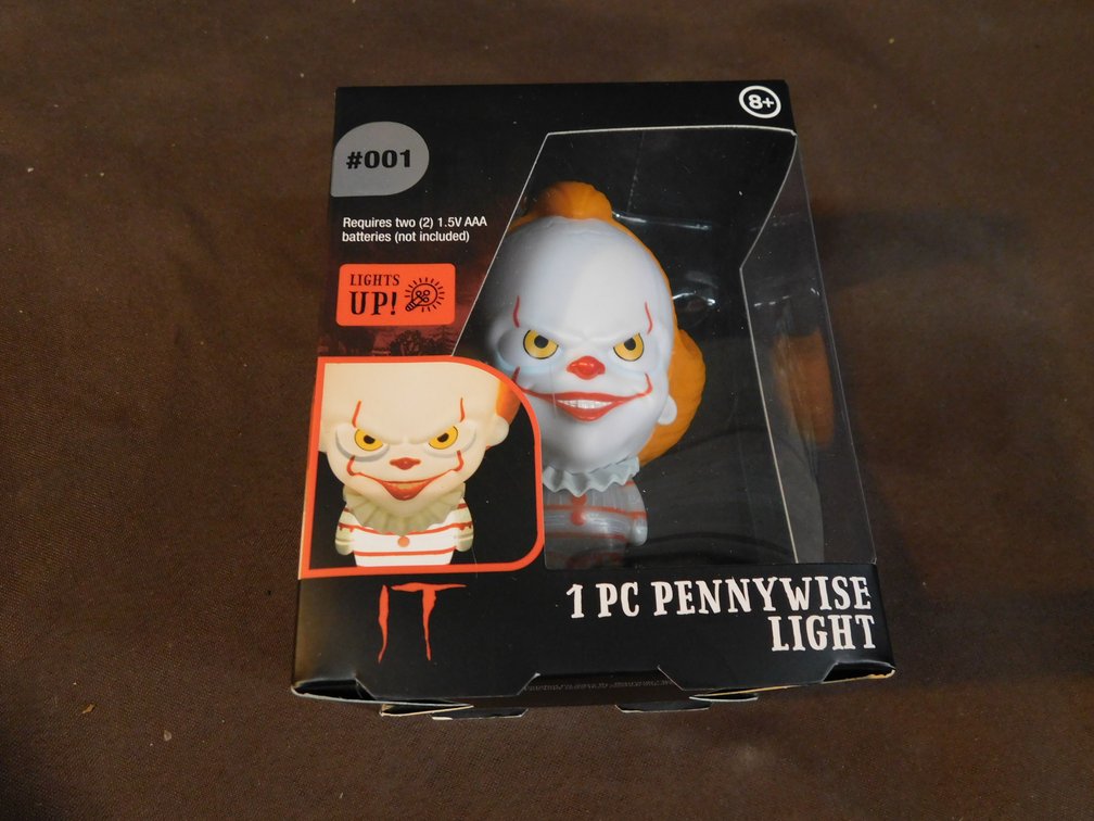 1 PC Pennywise Light #001, New in Package
