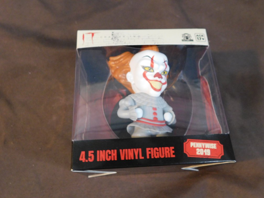 Pennywise 2019 4.5 Inch Vinyl Figure, New in Package