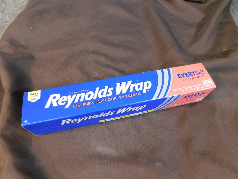 Reynold's Wrap 200 Sq Foot, New