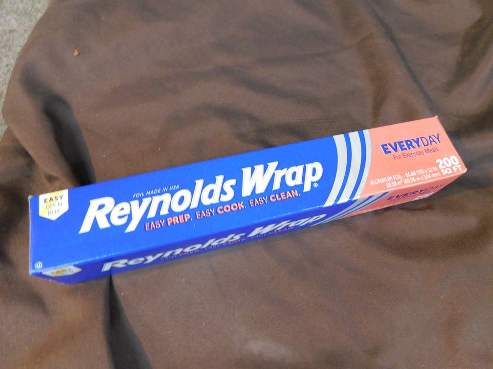Reynold's Wrap 200 Sq Foot, New