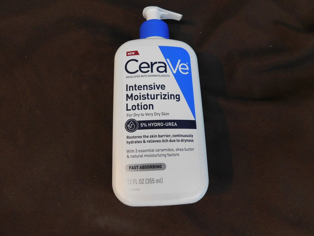 CeraVe Intensive Moisturizing Lotion 16 FL Oz, New