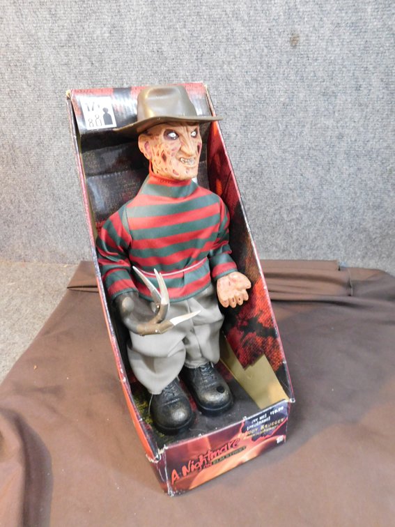 Freddy Krueger Animated Figure 14 1/2" T, New in Package