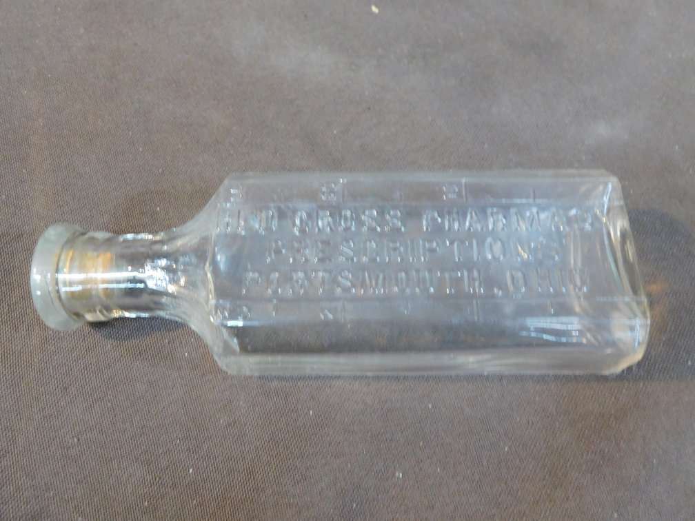 Vintage Red Cross Pharmacy Prescriptions Portsmouth, Ohio Medicine Bottle