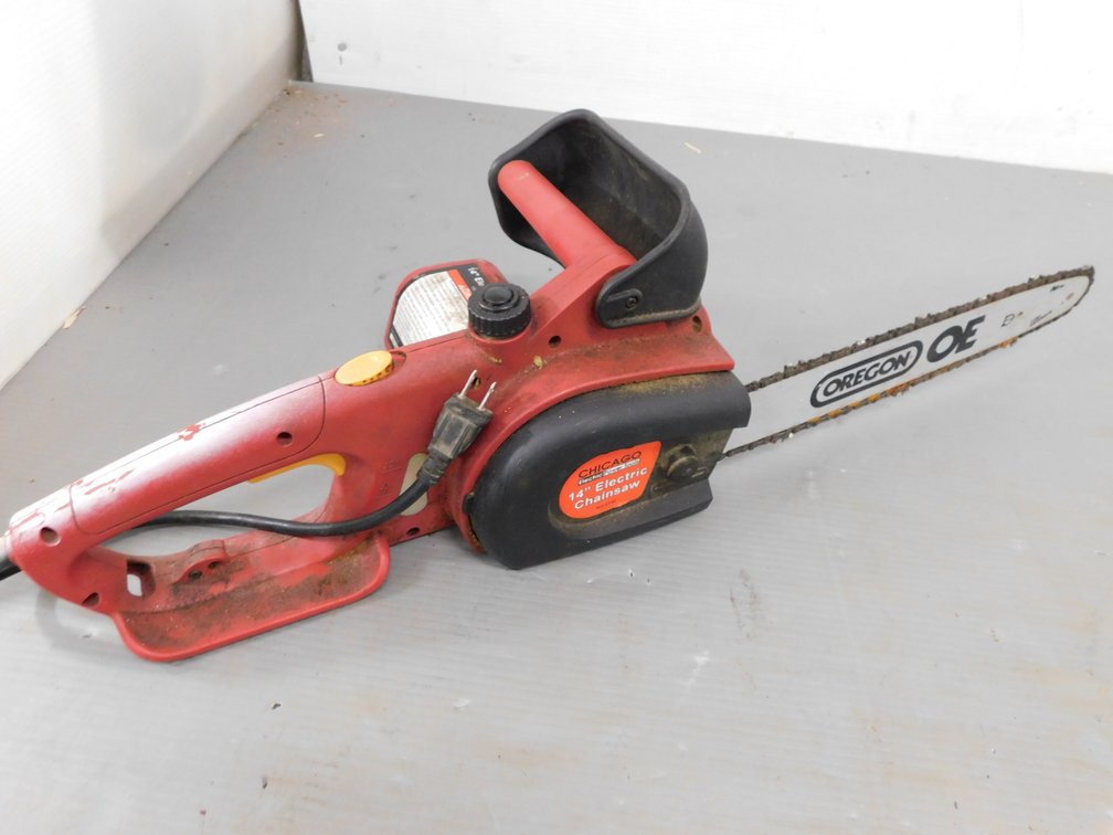 Chicago 14" Electric Chainsaw, untested