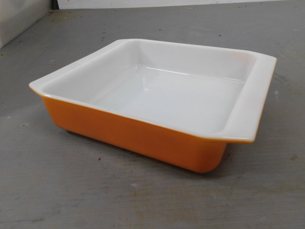 Vintage Pyrex Baking Dish 8" x 8" x 2" 25