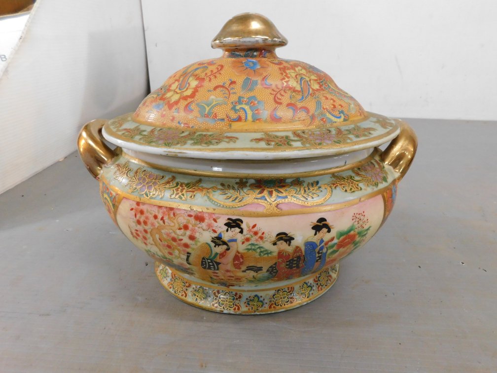 Japanese Gasha Style Porcelain Covered Tureen 13" x 9 1/2"