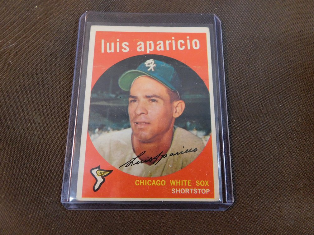 1959 Luis Aparicio Card #310 by Topps