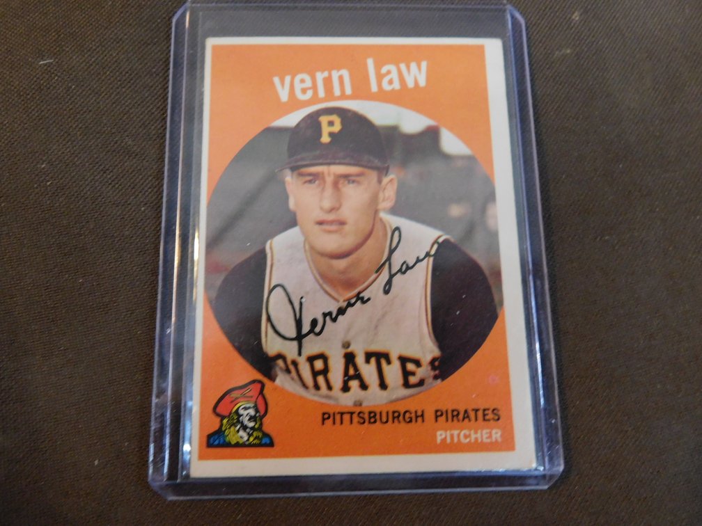 1959 Vern Law Card #12 by Topps