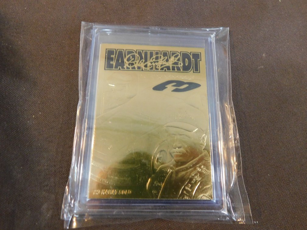 1997 23 Kt Gold Dale Earnhart Card with Certificate