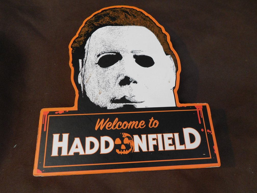 Welcome to Haddonfield Sign 7" x 8"