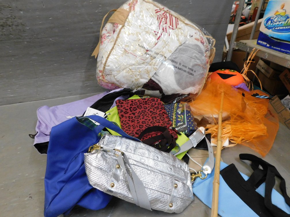 Lot of Bedding, Purses, Etc.