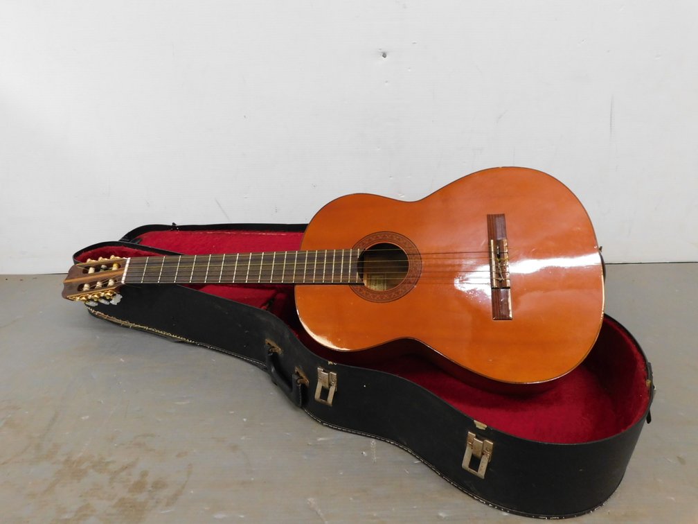 1969 Federico Garcia No. 3 Guitar in Case