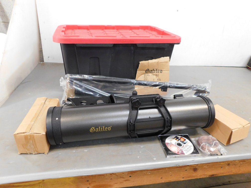Galileo FS102 Telescope in 27 Gallon Hyper Tough Tote, New