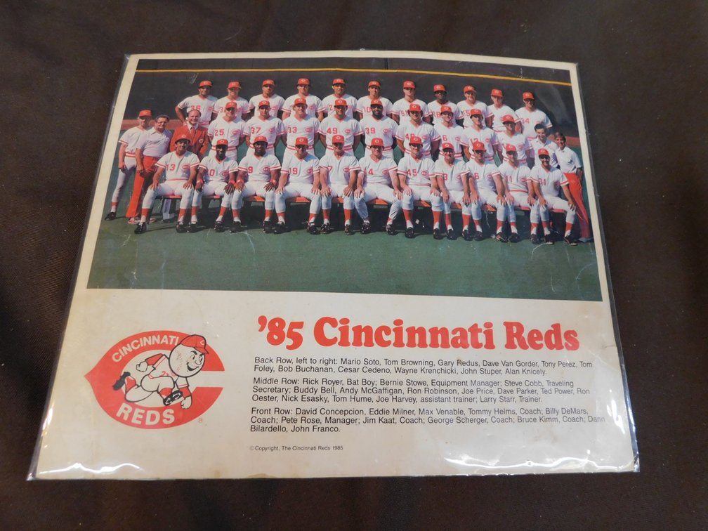 1985 Cincinnati Reds Team Picture 8" x 10"
