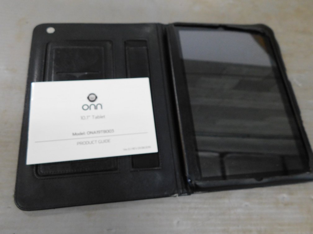 ONN 10.1" Tablet, Model ONA19TB003, Powers On, No Charger