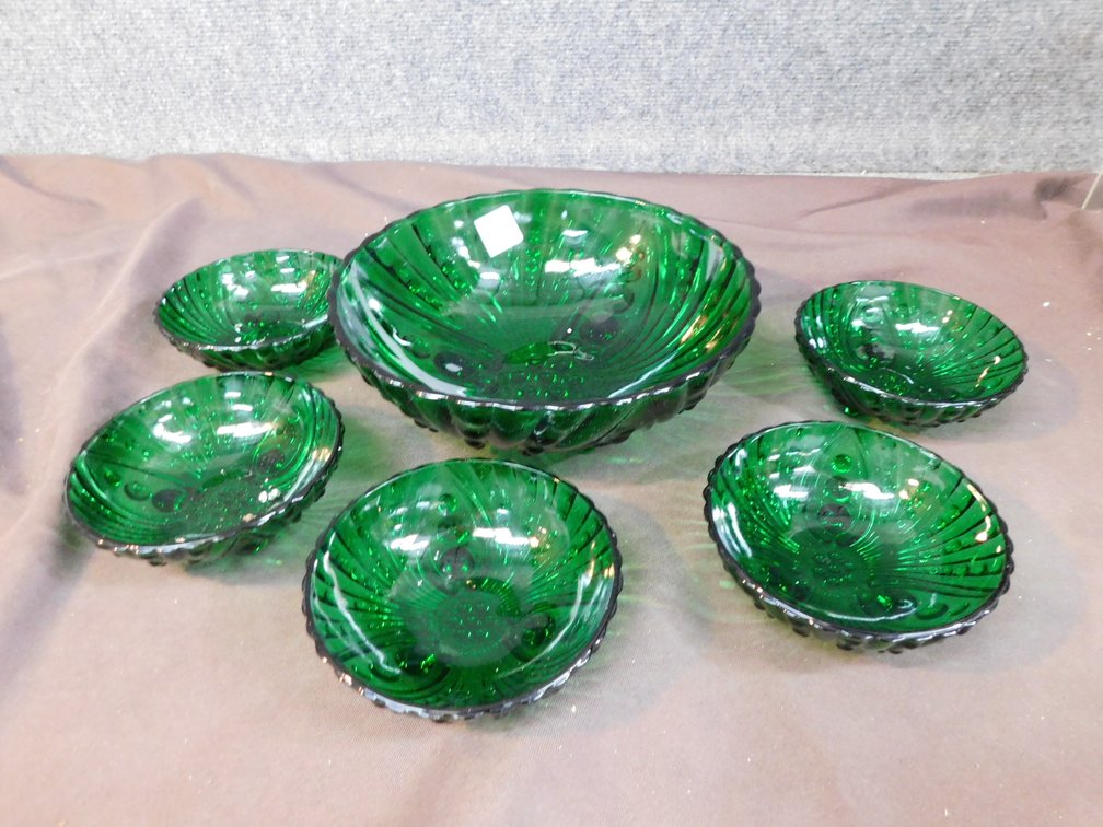 Oyster & Pearl Depression Glass Dishes