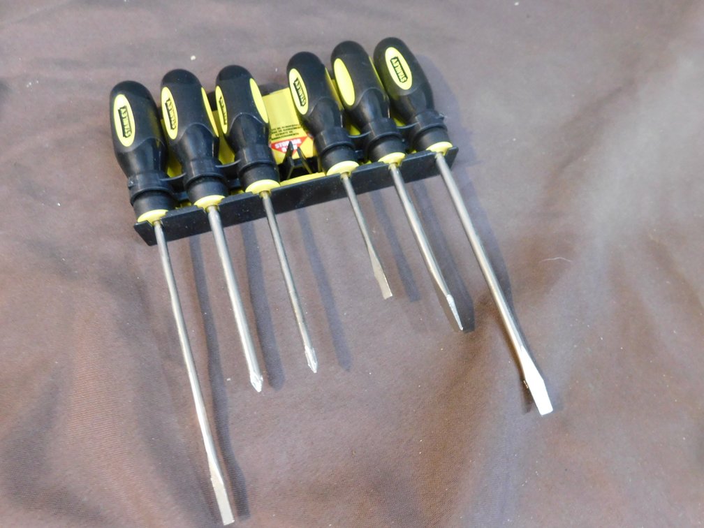 Stanley Screwdrivers with Storage Rack
