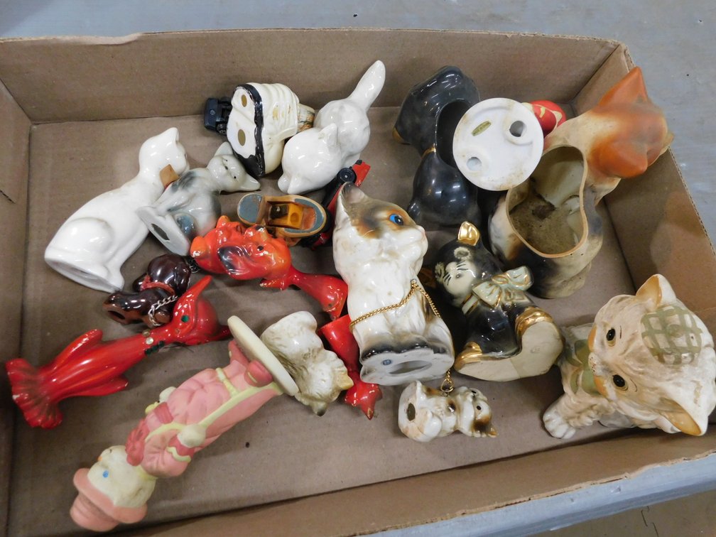 Lot Of Assorted Vintage Cat Figurines