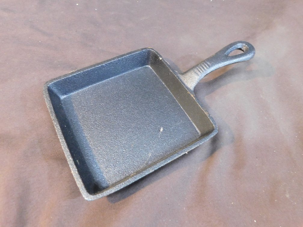 Cast Iron John Wayne Skillet 5 1/2"
