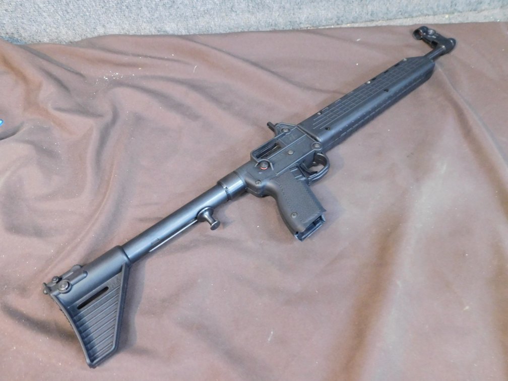 KelTec Sub2000 .40 Cal S & W, with 30 Round Magazine, Serial No. E6F06, Ohio Gun Laws Apply