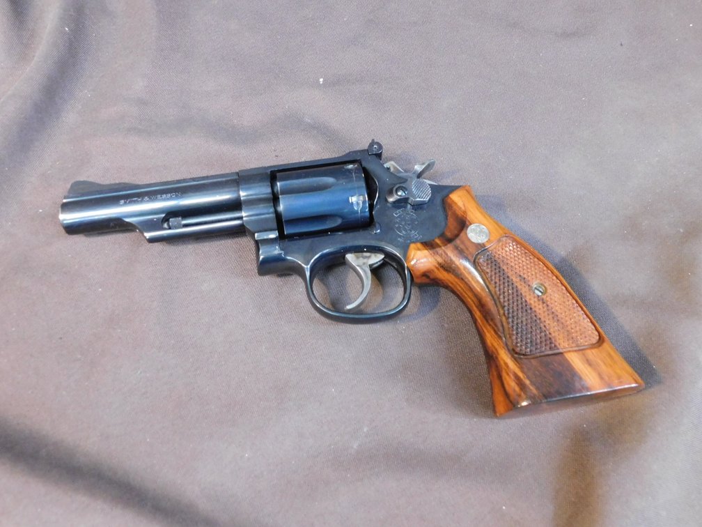 Smith & Wesson 357 Magnum, Model 19-5, Serial No. 5X742, Ohio Gun Laws Apply