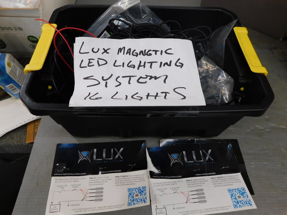 LUX Magnetic LED Lighting System 16 Lights