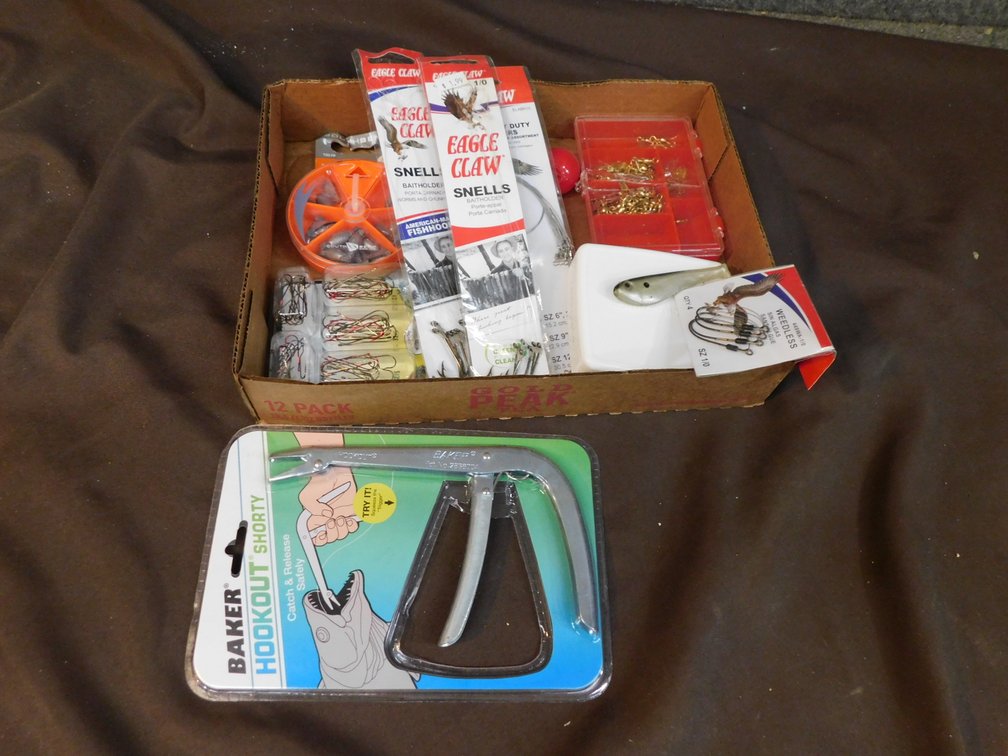 Hookout Shorty, Hooks, Heavy Duty Leaders, Sinkers etc.