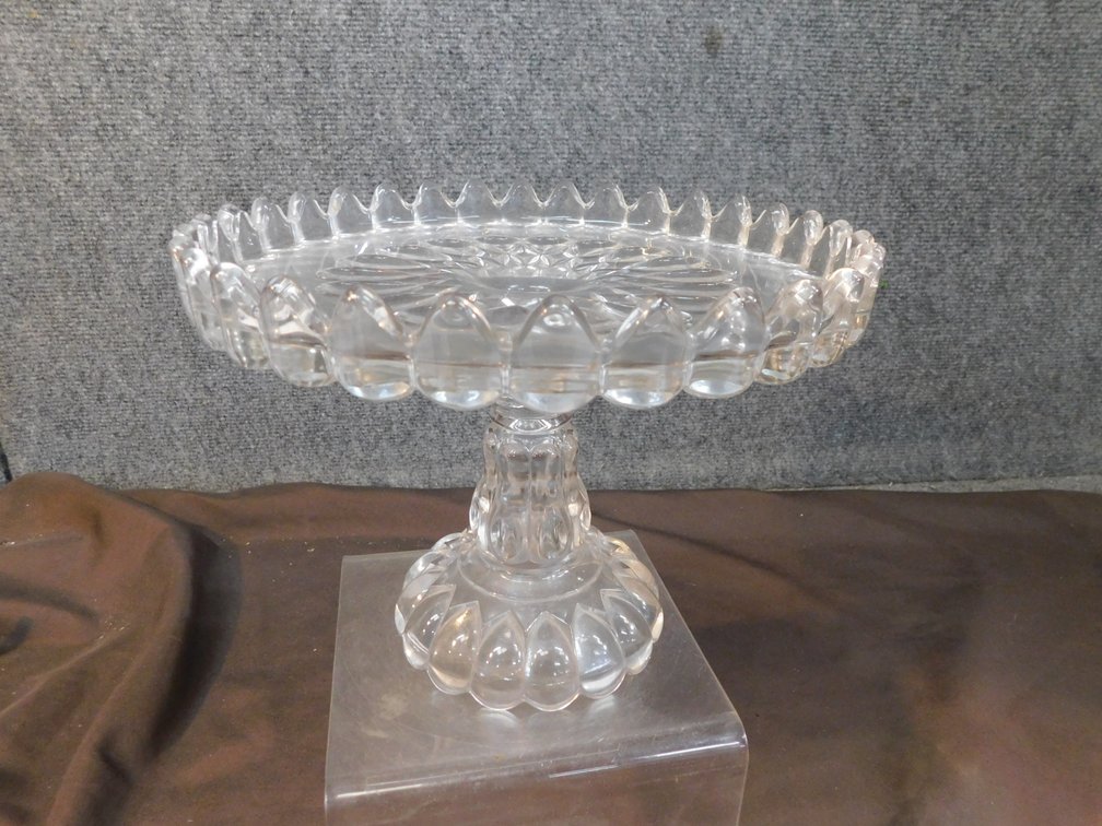 Glass Cake Stand 8 1/4" x 7" T