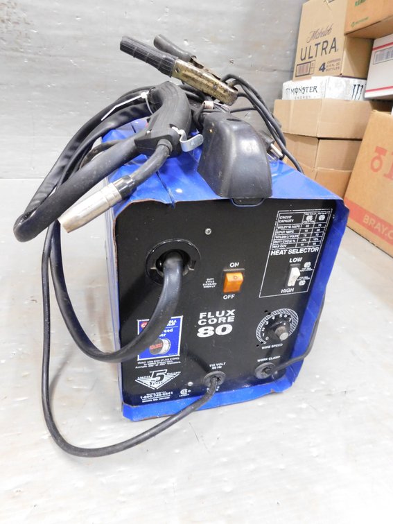 Campbell Hausfeld Flux Core 80 Mig Welder