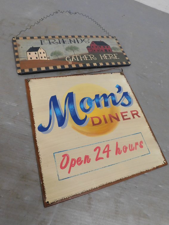 Mom's Diner Metal Sign 14" x 14", Friends Gather Here wood Sign 7" x 17"