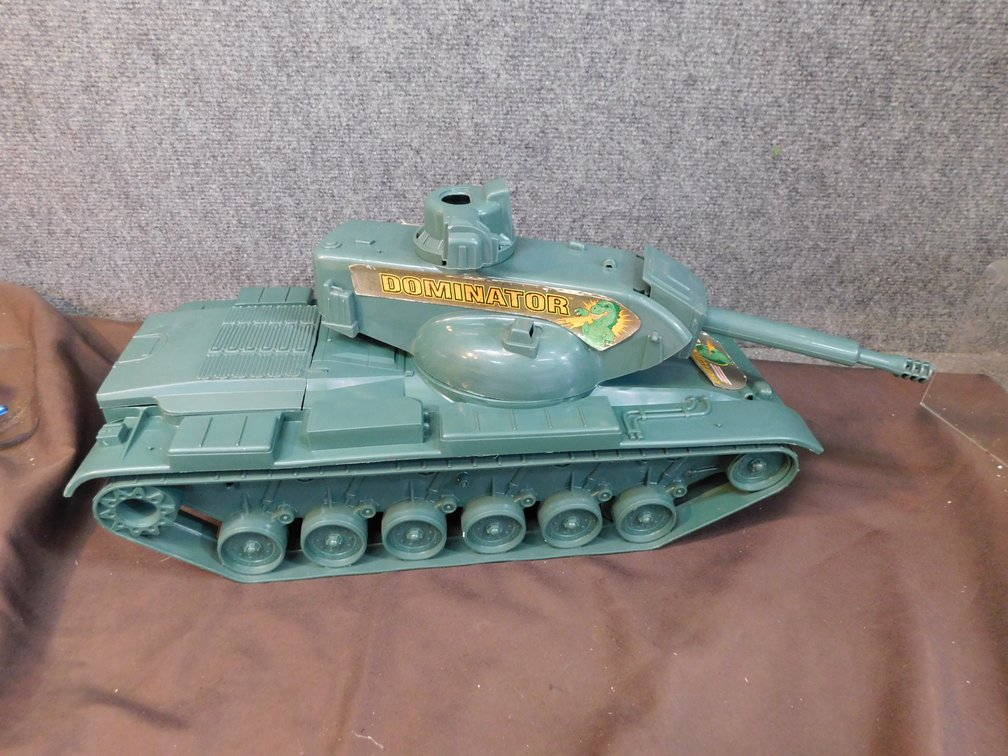Plastic Army Tank 18 1/2" L
