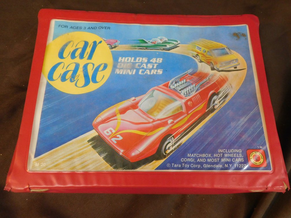 Car Case with Cars, Does have Damage to Handle