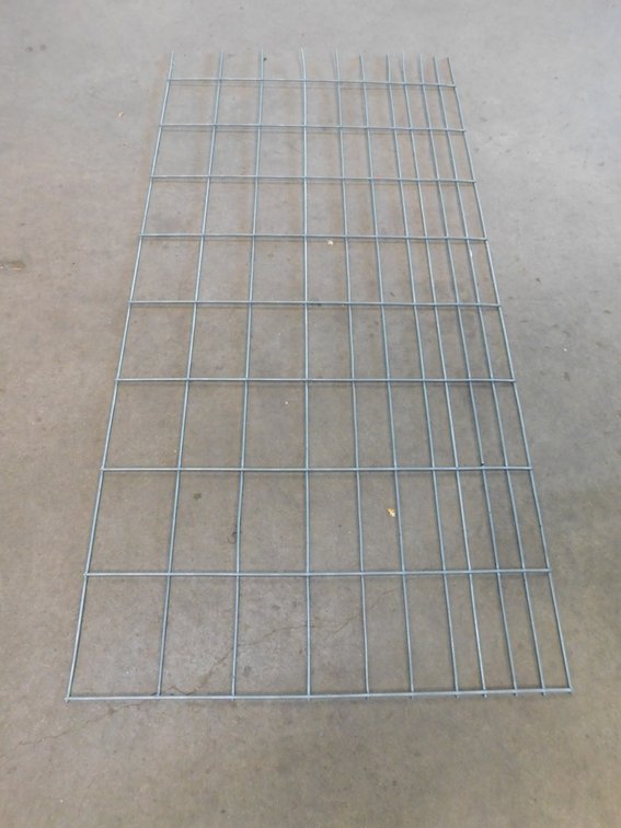 34" x 64" Wire