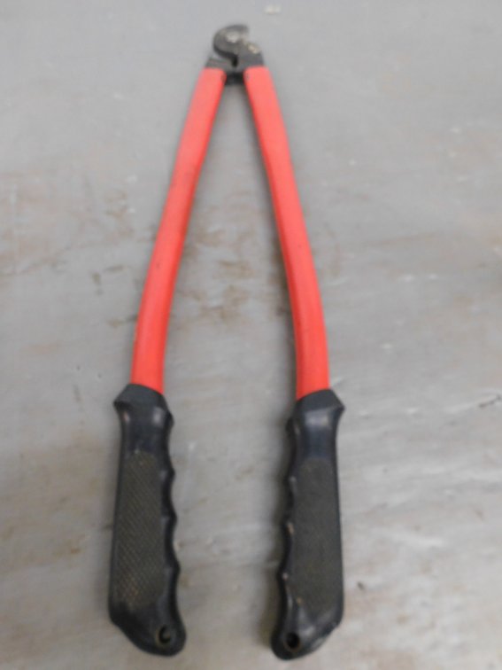Red Handled Pruners