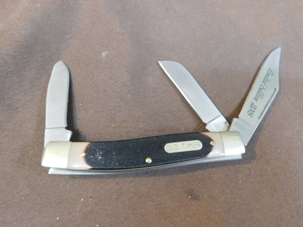 2018 Limited Edition Old Timer Three Blade Knife 8OT