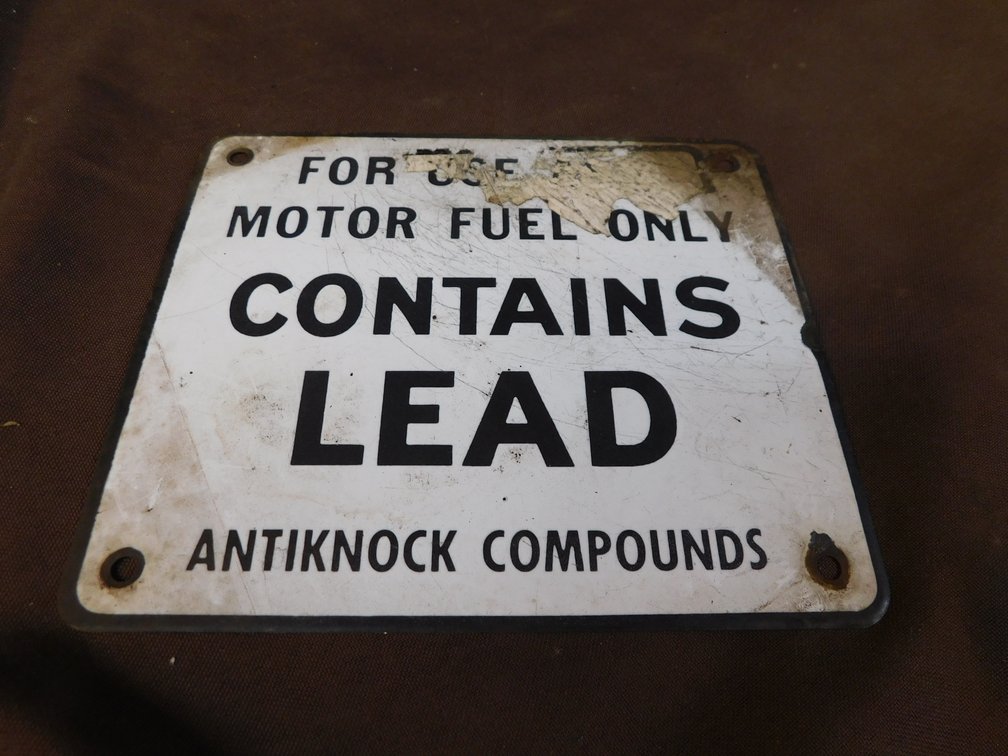 Contains Lead Sign 5 1/2" x 5 1/2"