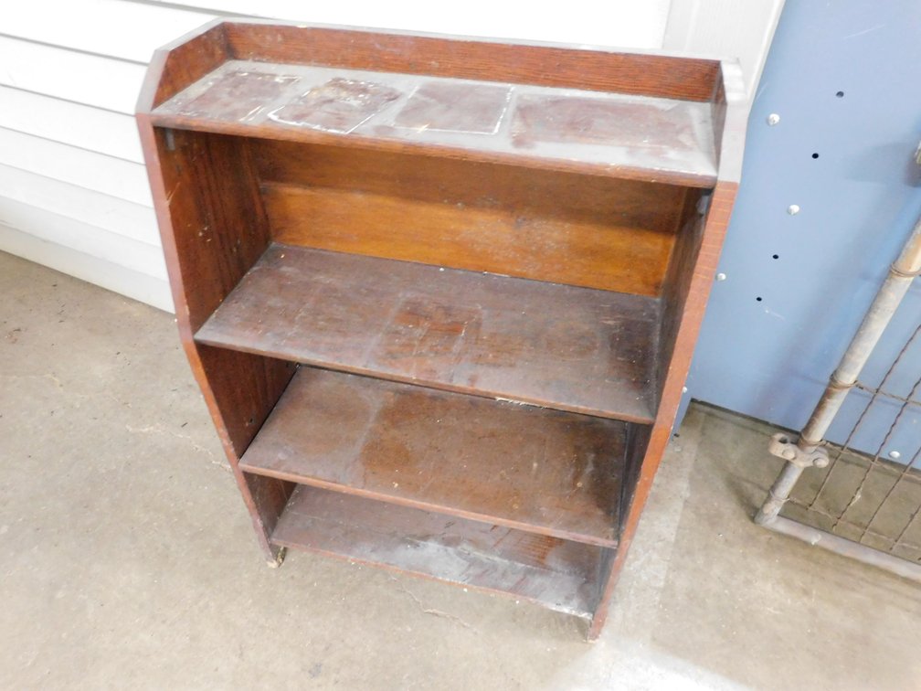21" x 31" T Book Shelf