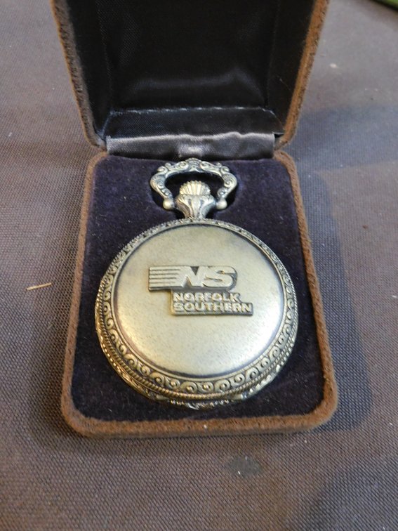 1983 Limited Edition Norfolk and Western Pocket Watch No. 389 of 2500