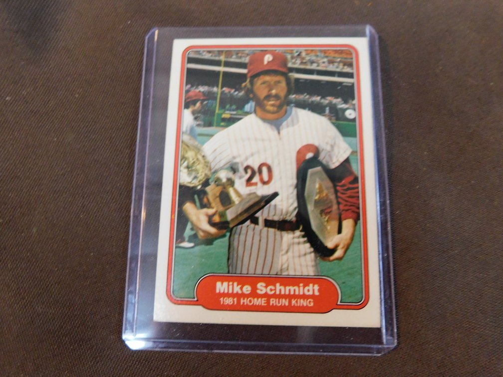 1982 Fleer, Mike Schmidt Ball Card #637