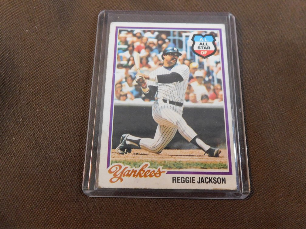1978 Topps, Reggie Jackson Ball Card #200