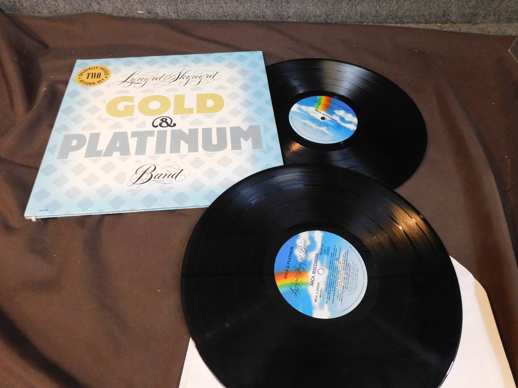 Lynyrd Skynyrd 33 LP Album "Gold & Platinum Band"