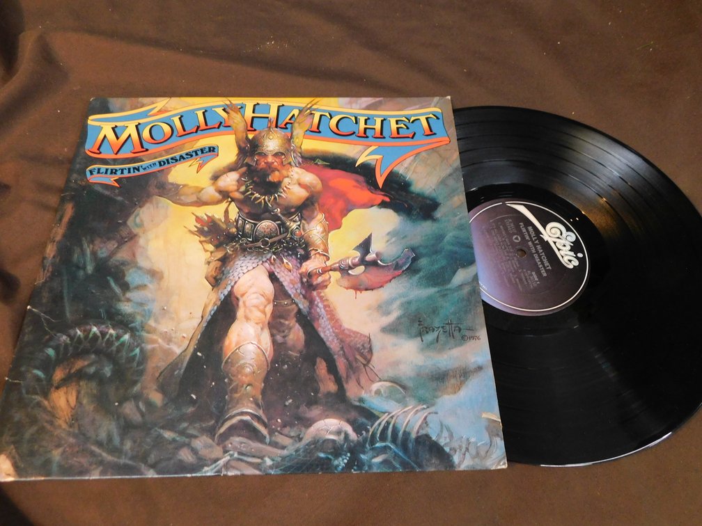 Molly Hatchet 33 LP Album "Flirtin with Disaster"