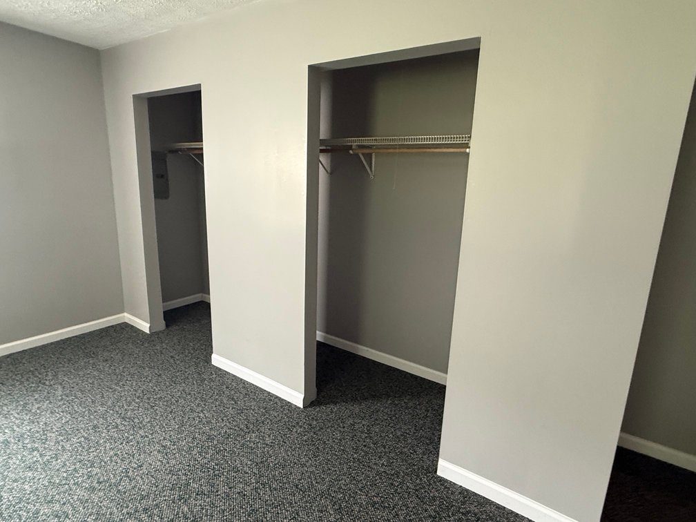 Image for Live Onsite Real Estate Auction with Online Bidding